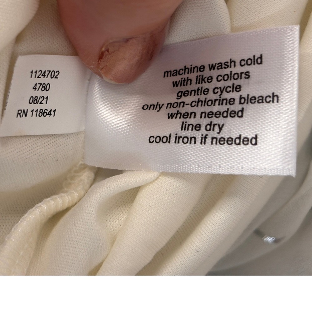 Lane Bryant Shawl V-Neck Blouse 18 Cream Silver Floral Foil Party‎ Glam NWT - Picture 10 of 13